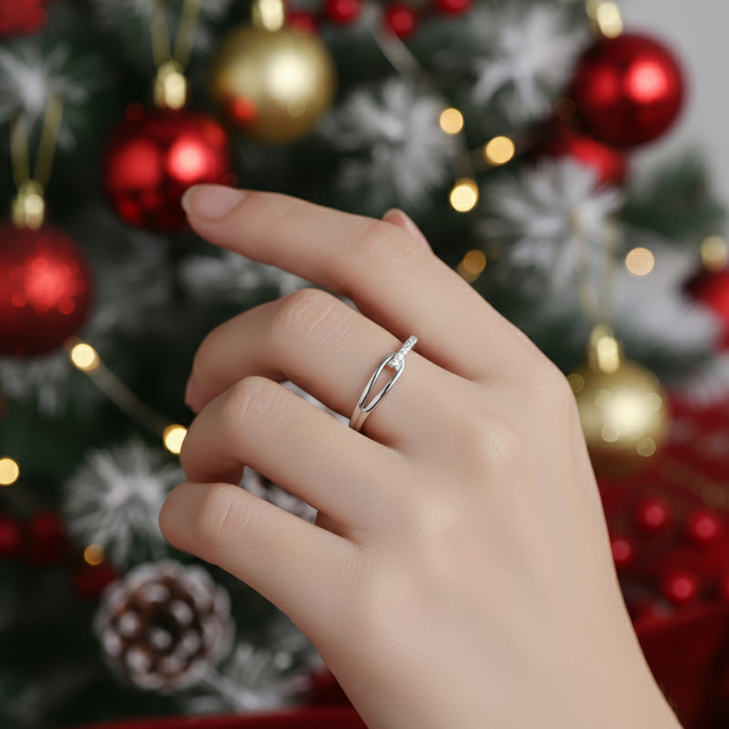 Aurora Silver Ring – Light Born from Silence